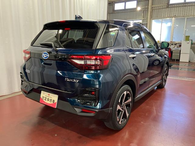 ロッキープレミアムG HEV下取車 パノラマカメラ 前後ドラレコ 9インチディスプレイオーディオ アダプティブクルーズコントロール ブルートゥース ETC オートライト オートマチックハイビーム 衝突被害軽減システム USB(長崎県)の中古車