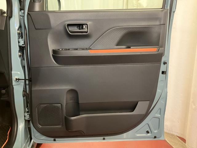 タントファンクロスターボ下取車　ターボ　ナビ　パノラマモニター　ＥＴＣ　アダプティブクルーズコントロール　ＣＤ　ＤＶＤ　Ｂｌｕｅｔｏｏｔｈ　衝突被害軽減システム　両側電動スライドドア　シートヒーター　オートマチックハイビーム（長崎県）の中古車