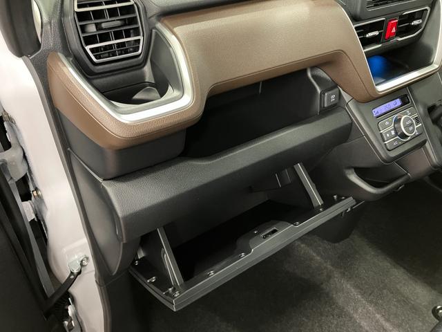 ムーヴＧ元展示車　届出済未使用車　禁煙車　片側電動両側スライドドア　ＬＥＤヘッドランプ　スマートキー　ベンチシート　電格ミラー　アイドリングストップ　衝突被害軽減システム　衝突安全ボディ　レーンキープアシスト（長崎県）の中古車