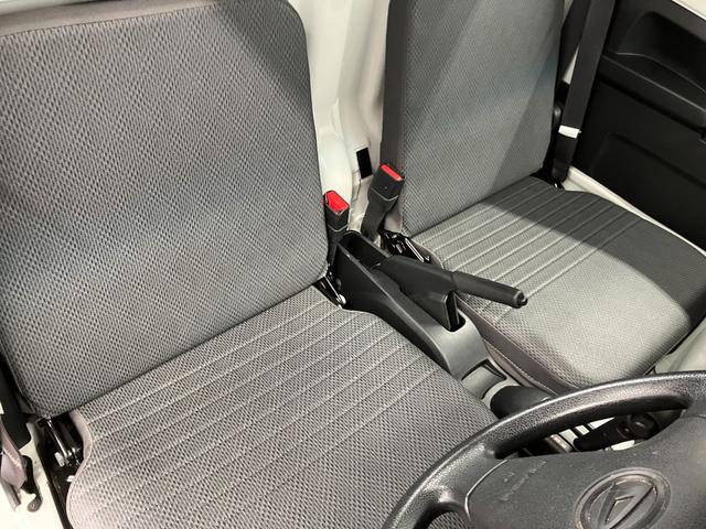 ハイゼットトラックローダンプＳＡIIIｔ下取車　４ＷＤ　ＡＴ　ダンプ　前方ドラレコ　ＡＭ／ＦＭラジオ　エアバッグ　オートライト　マニュアルエアコン　キー　荷台作業灯　ハロゲンヘッドランプ　衝突被害軽減システム　レーンキープアシスト（長崎県）の中古車