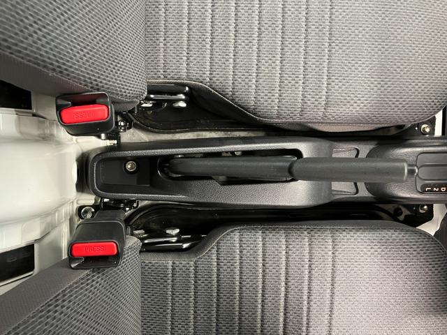 ハイゼットトラックローダンプＳＡIIIｔ下取車　４ＷＤ　ＡＴ　ダンプ　前方ドラレコ　ＡＭ／ＦＭラジオ　エアバッグ　オートライト　マニュアルエアコン　キー　荷台作業灯　ハロゲンヘッドランプ　衝突被害軽減システム　レーンキープアシスト（長崎県）の中古車