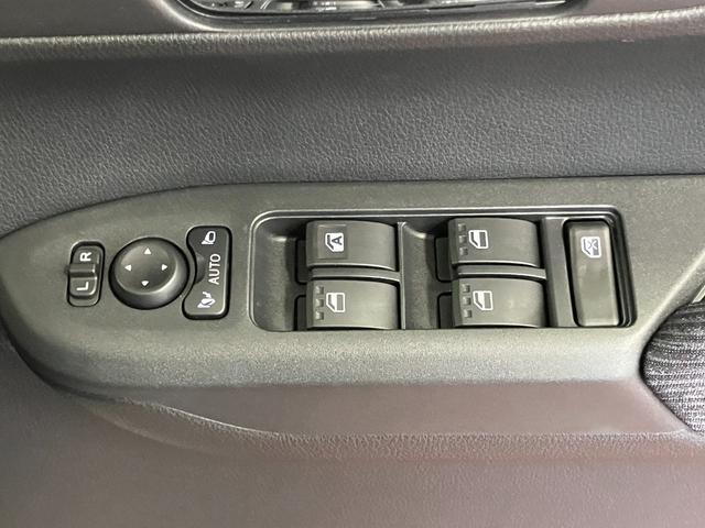 ムーヴG元展示車 届出済未使用車 禁煙車 片側電動両側スライドドア LEDヘッドランプ 電動格納ミラー スマートキー アイドリングストップ レーンキープアシスト 衝突被害軽減システム 衝突安全ボディ(長崎県)の中古車