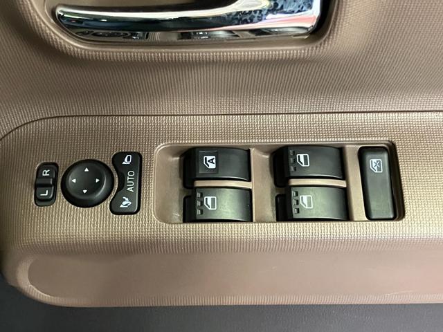 ムーヴキャンバスセオリーG元試乗車 ワンオーナー 両側電動スライドドア 電動パーキングブレーキ オートブレーキホールド シートヒーター スマートキー ベンチシート 衝突被害軽減システム 衝突安全ボディ レーンキープアシスト(長崎県)の中古車