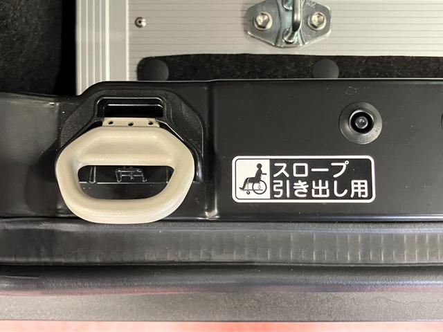 タントスローパーL福祉車両 元試乗車 1オーナー リトラクタブルスロープ アイドリングストップ 電格ミラー スマートキー LEDヘッドランプ オートライト オートマチックハイビーム 衝突安全ボディ レーンキープアシスト(長崎県)の中古車
