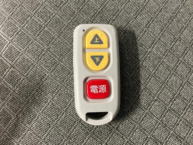 タントスローパーL福祉車両 元試乗車 1オーナー リトラクタブルスロープ アイドリングストップ 電格ミラー スマートキー LEDヘッドランプ オートライト オートマチックハイビーム 衝突安全ボディ レーンキープアシスト(長崎県)の中古車