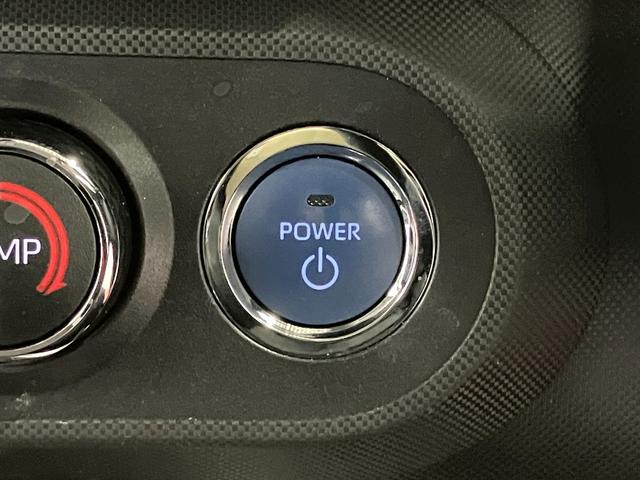 ロッキーX HEV下取車 電動パーキングブレーキ オートライト スマートキー オートマチックハイビーム 運転席/助手席エアバック 電格ミラー 横滑り防止装置 衝突安全ボディ 衝突被害軽減システム レーンキープアシスト(長崎県)の中古車