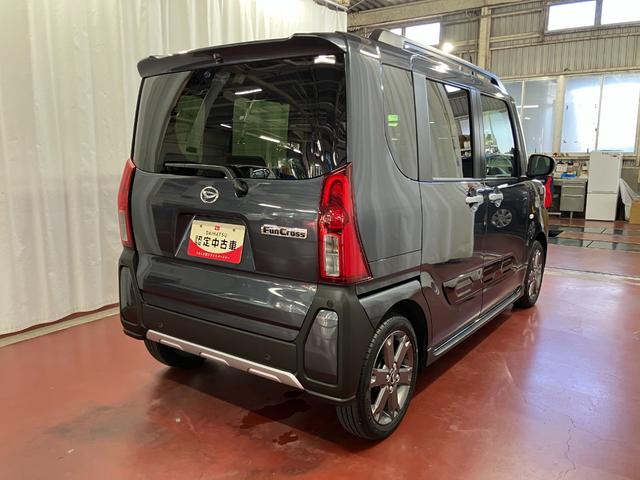 タント 中古車 ファンクロスターボ元試乗車　１オーナ　両側電動スライドドア　シートヒーター　オートブレーキホールド　スマートキー　ＬＥＤヘッドランプ　オートマチックハイビーム　衝突被害軽減システム　衝突安全ボディ　レーンキープアシスト