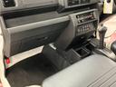 １オーナー　４ＷＤ　ＣＶＴ車　衝突被害軽減システム　レーンキープアシスト　整備記録簿　パワーステアリング　エアコン　オートハイビーム　オートライト　アイドリングストップ　ＡＢＳ　ＥＳＣ　エアバッグ（長崎県）の中古車