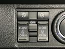元展示車　衝突被害軽減システム　アイドリングストップ　禁煙　電動格納式ドアミラー　ＬＥＤライト　イモビライザー　車線逸脱警告　シートヒーター　スマートキー　ベンチシート　オートライト（長崎県）の中古車
