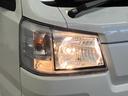 届出済未使用車　元展示車　４ＷＤ　マニュアル車　運転席エアバッグ　助手席エアバッグ　誤発進抑制機能　禁煙　オートマチックハイビーム　パワステ　１オーナー　エアコン　オートライト　アイドリングストップ（長崎県）の中古車