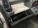 届出済未使用車　元展示車　禁煙　９インチディスプレイオーディオ　バックカメラ　Ｂｌｕｅｔｏｏｔｈ　フルセグＴＶ　ＵＳＢ入力端子　ＨＤＭＩ　衝突被害軽減システム　レーンアシスト　ＬＥＤヘッドランプ（長崎県）の中古車
