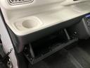 元展示車　届出済未使用車　９インチディスプレイオーディオ　バックカメラ　シートヒーター　Ｂｌｕｅｔｏｏｔｈ　フルセグＴＶ　ＵＳＢ入力端子　ＡＭ／ＦＭラジオ　衝突被害軽減システム　レーンキープアシスト（長崎県）の中古車