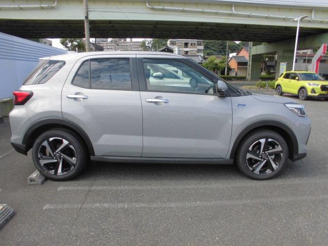 ロッキープレミアムG HEV(福岡県)の中古車