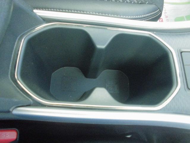 ロッキープレミアムG HEV(福岡県)の中古車