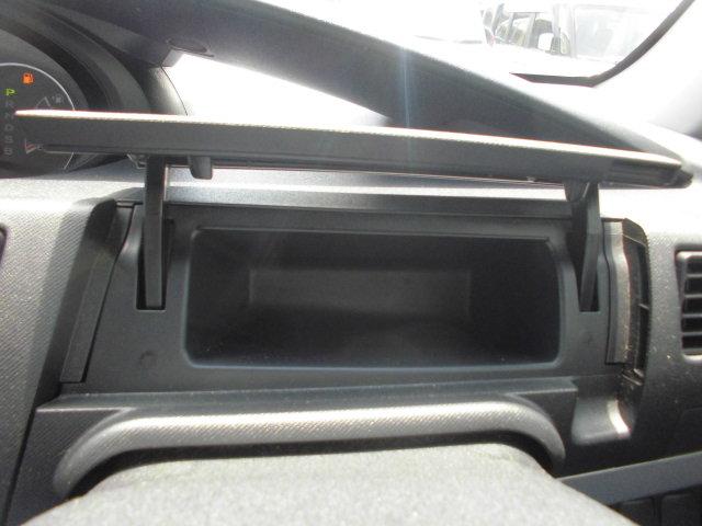 ムーヴＸ　ＶＳＨ２１年式　キーフリー　純正ラジオ　１６５３３ｋｍ（福岡県）の中古車