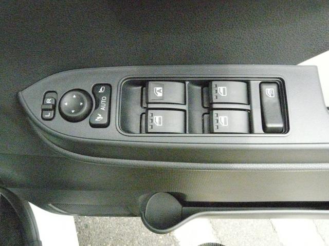 タントＸキーフリーシステム　セキュリティアラーム　スモークガラス　走行距離４ｋｍ（福岡県）の中古車