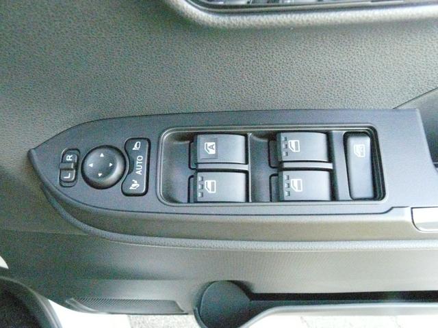 タントカスタムＲＳアルミホイール　セキュリティアラーム　スモークガラス　キーフリーシステム　走行距離６ｋｍ（福岡県）の中古車