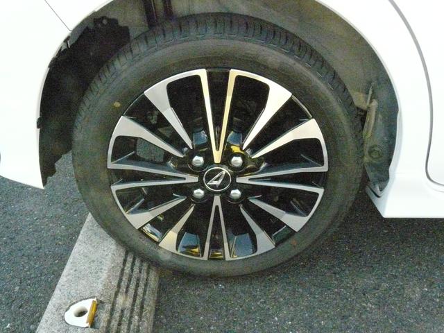 タントカスタムＲＳアルミホイール　セキュリティアラーム　スモークガラス　キーフリーシステム　走行距離６ｋｍ（福岡県）の中古車