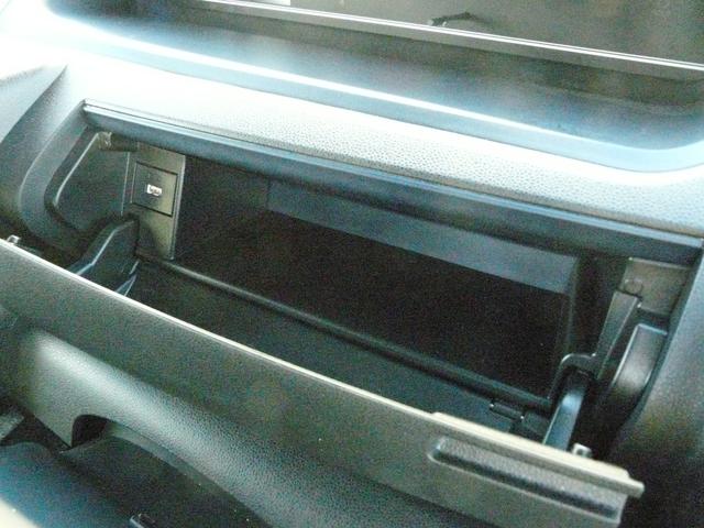 タントカスタムＸアルミホイール　スモークガラス　キーフリーシステム　セキュリティアラーム　走行距離１１．７６４ｋｍ（福岡県）の中古車