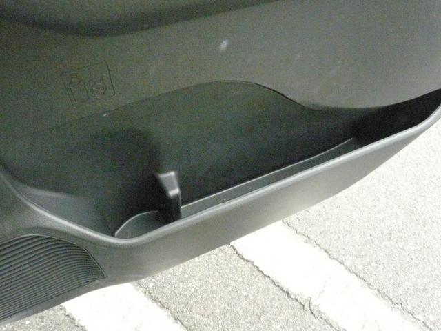 トールカスタムＧスモークガラス　キーフリーシステム　アルミホイール　走行距離６．６３１ｋｍ（福岡県）の中古車