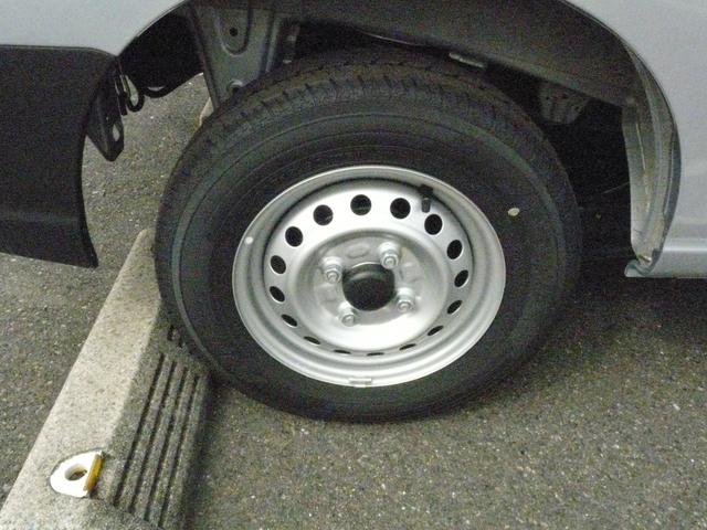 ハイゼットカーゴＤＸキーレスエントリー　スモークガラス　走行距離２．７１０ｋｍ（福岡県）の中古車