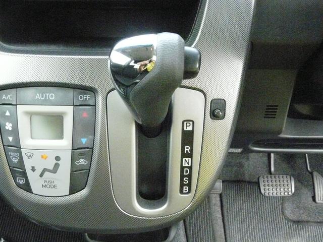 ムーヴカスタム　Ｘ　ＳＡスモークガラス　セキュリティアラーム　アルミホイール　走行距離４０．９６０ｋｍ（福岡県）の中古車
