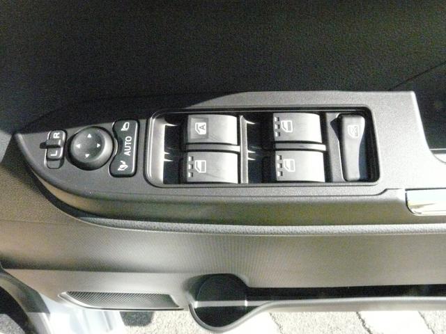 タントカスタムXアルミホイール キーフリーシステム セキュリティアラーム スモークガラス 走行距離4km(福岡県)の中古車