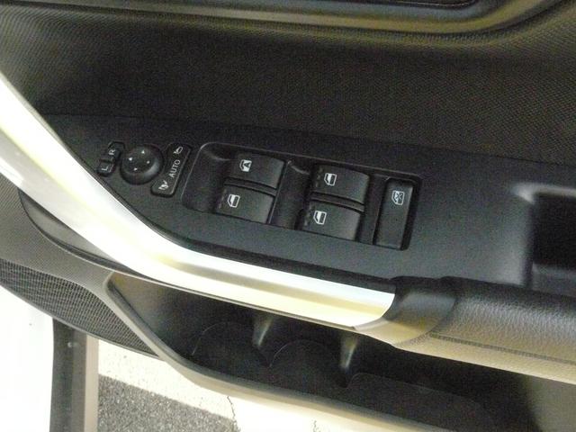 ロッキープレミアムG HEVアルミホイール キーフリーシステム スモークガラス 走行距離10km(福岡県)の中古車