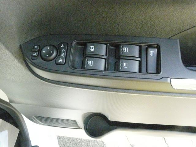 タントカスタムXリミテッドアルミホイール キーフリーシステム セキュリティアラーム 両側パワースライドドア 走行距離4km(福岡県)の中古車