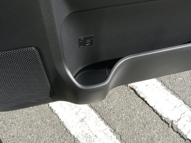 タフトＧアルミホイール　セキュリテイスモークガラス　キーフリーシステム　走行距離１．７６４ｋｍ（福岡県）の中古車