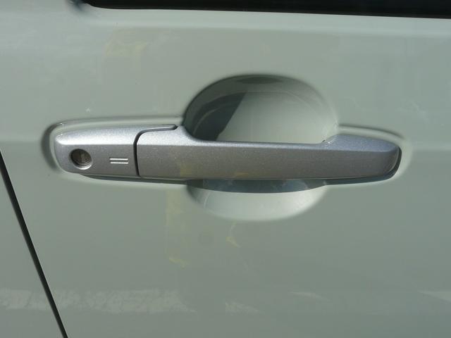 タフトＧアルミホイール　セキュリテイスモークガラス　キーフリーシステム　走行距離１．７６４ｋｍ（福岡県）の中古車