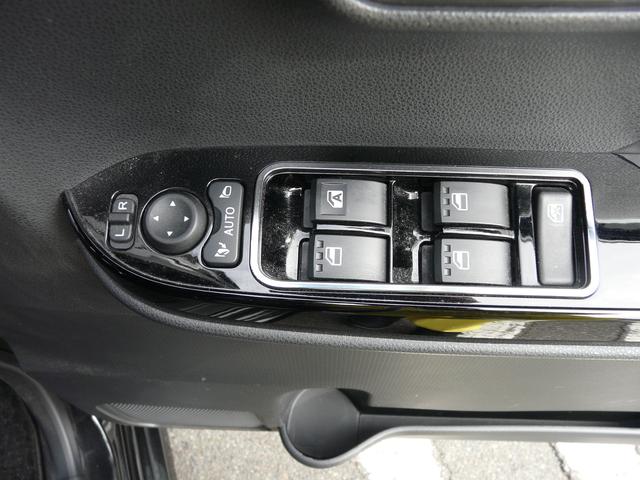 タントカスタムＲＳアルミホイール　セキュリティアラーム　スモークガラス　キーフリーシステム　走行距離８１．２５０ｋｍ（福岡県）の中古車