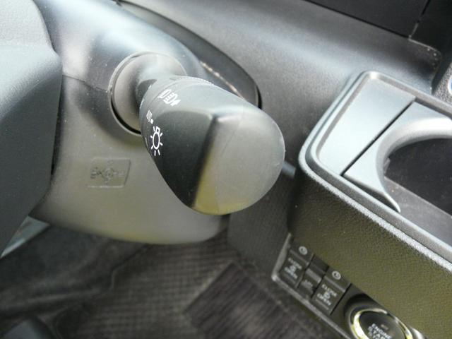 タントカスタムＲＳアルミホイール　セキュリティアラーム　スモークガラス　キーフリーシステム　走行距離８１．２５０ｋｍ（福岡県）の中古車