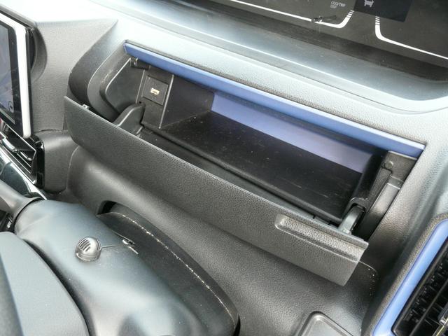 タントカスタムＲＳアルミホイール　セキュリティアラーム　スモークガラス　キーフリーシステム　走行距離８１．２５０ｋｍ（福岡県）の中古車