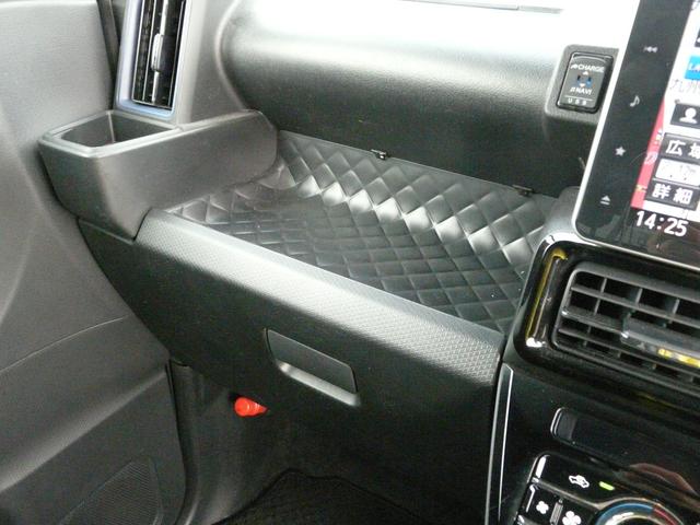 タントカスタムＲＳアルミホイール　セキュリティアラーム　スモークガラス　キーフリーシステム　走行距離８１．２５０ｋｍ（福岡県）の中古車