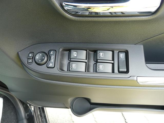 タントカスタムXアルミホイール セキュリティアラーム スモークガラス 両側パワースライドドア キーフリーシステム 走行距離13km(福岡県)の中古車