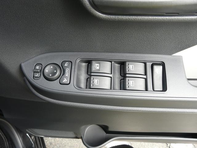 タントXリミテッドセキュリティアラーム スモークガラス キーフリーシステム 走行距離1.083km(福岡県)の中古車