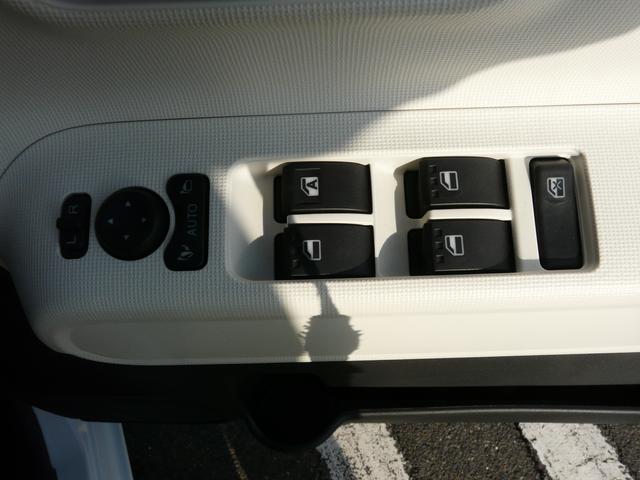 ムーヴキャンバスストライプスＧターボスモークガラス　セキュリティアラーム　キーフリーシステム　走行距離３０ｋｍ（福岡県）の中古車