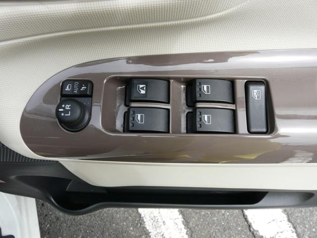 ムーヴキャンバスＸリミテッドメイクアップ　ＳＡIIIスモークガラス　セキュリティアラーム　キーフリーシステム　走行距離２３．７５１ｋｍ（福岡県）の中古車