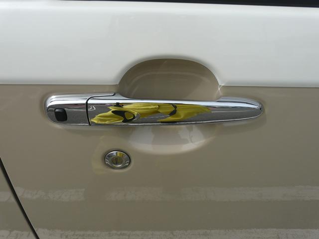 ムーヴキャンバスＸリミテッドメイクアップ　ＳＡIIIスモークガラス　セキュリティアラーム　キーフリーシステム　走行距離２３．７５１ｋｍ（福岡県）の中古車