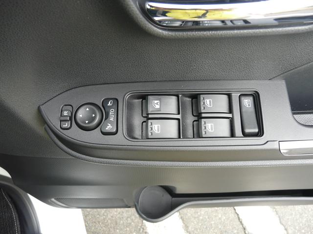 タントカスタムＸセキュリティアラーム　キーフリーシステム　スモークガラス　走行距離１８．４４３ｋｍ（福岡県）の中古車