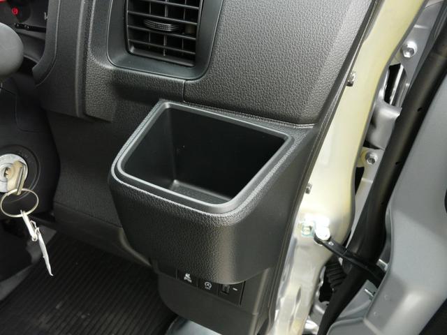 ハイゼットカーゴデッキバンL走行距離7km(福岡県)の中古車