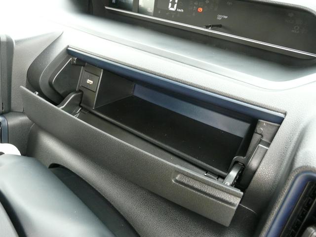 タントＸセキュリティアラーム　スモークガラス　キーフリーシステム　走行距離１７ｋｍ（福岡県）の中古車