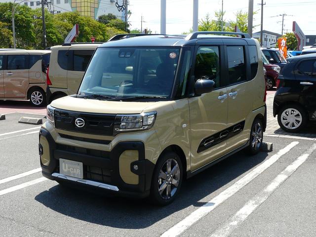 タントファンクロスターボリミテッドアルミホイール セキュリティアラーム キーフリーシステム スモークガラス 走行距離32km(福岡県)の中古車