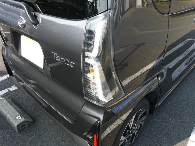 タントカスタムＸアルミホイール　キーフリーシステム　セキュリティアラーム　スモークガラス　走行距離１．４８９ｋｍ（福岡県）の中古車