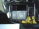 アルミホイール　スモークガラス　キーフリーシステム　セキュリティアラーム　走行距離１１．７６４ｋｍ（福岡県）の中古車