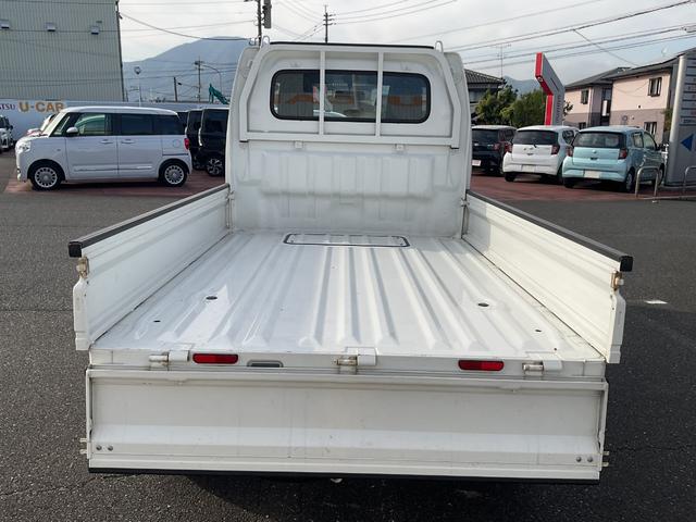 キャリイトラックＫＣエアコン・パワステＡＭ／ＦＭラジオ・５ＭＴ（福岡県）の中古車