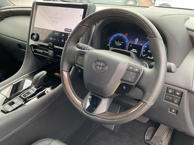 アルファードハイブリッドエグゼクティブラウンジハイブリッド　２．５　エグゼクティブラウンジ　プラチナホワイトパール（福岡県）の中古車