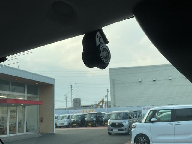 トールカスタムＧ　ターボ衝突回避支援ブレーキ・両側電動スライドドア・ＬＥＤヘッドライト・電動格納ミラー（福岡県）の中古車