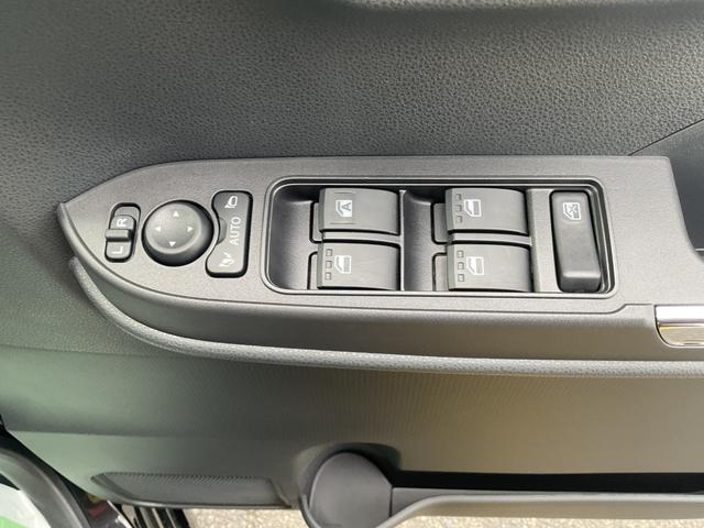 タントカスタムＸリミテッド衝突回避支援機能　電動パーキングブレーキ　両側パワースライドドア（福岡県）の中古車